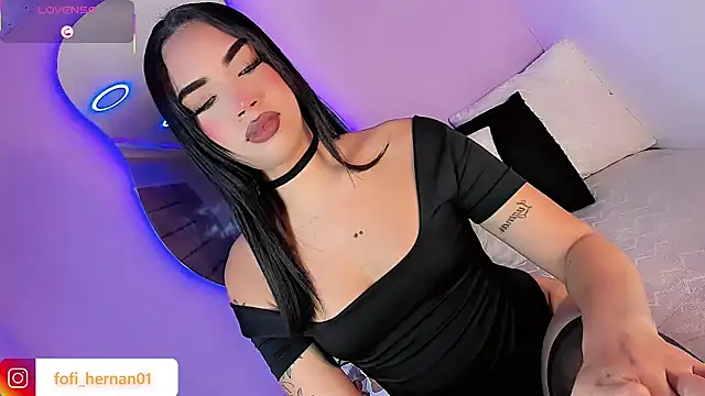 Snapshot of Sofi_hdz chatting on May 2026 09:42:01 PM Sofi hdz online show from May 2026 09:42:01 PM