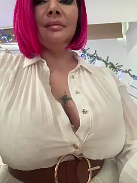 Snapshot of RissaRheys chatting on December 2024 12:12:02 PM RissaRheys online show from December 2024 12:12:02 PM