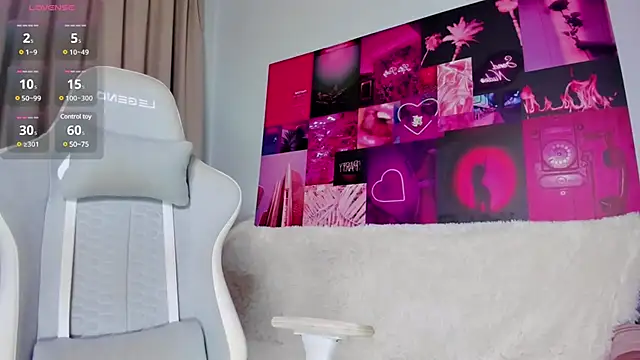 Snapshot of Kate_Burleskk chatting on February 2025 01:58:01 AM Kate Burleskk online show from February 2025 01:58:01 AM