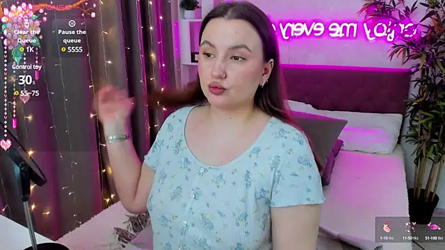 Snapshot of FeralPeach chatting on March 2025 10:30:02 AM FeralPeach online show from March 2025 10:30:02 AM