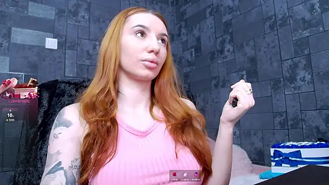 Snapshot of BrianaBratty chatting on December 2024 05:05:02 AM BrianaBratty online show from December 2024 05:05:02 AM