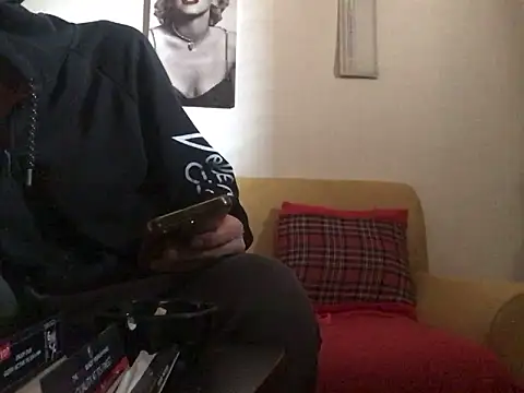 DragonPink online show from January 2025 01:30:01 PM