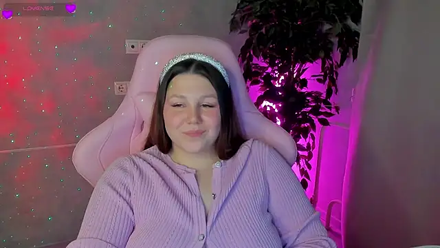 Ruth Oliver online show from January 2025 11:37:01 AM