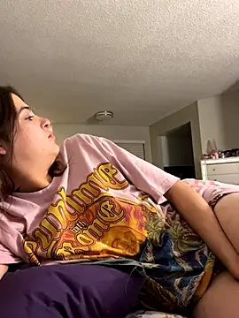 SafeinouterSpace online show from November 2025 10:04:02 AM