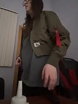 O X A N A X online show from March 2026 03:28:02 PM