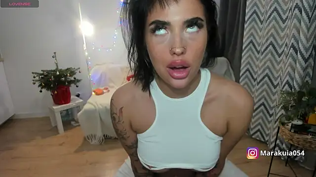 Marakuia054 online show from December 2024 03:33:02 PM