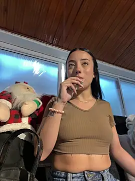Snapshot of Ady_18 chatting on December 2024 04:25:02 PM Ady 18 online show from December 2024 04:25:02 PM