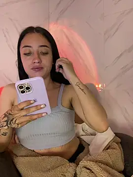 Snapshot of Ady_18 chatting on February 2025 08:25:02 PM Ady 18 online show from February 2025 08:25:02 PM