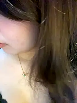 Hotellinh12 online show from September 2025 04:54:01 PM