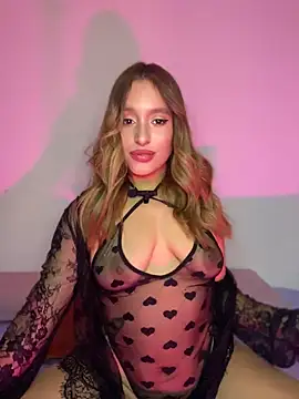 Agnescruzz online show from April 2026 04:05:01 PM