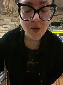 Snapshot of peachgirlmartyna chatting on February 2026 05:09:02 PM peachgirlmartyna online show from February 2026 05:09:02 PM