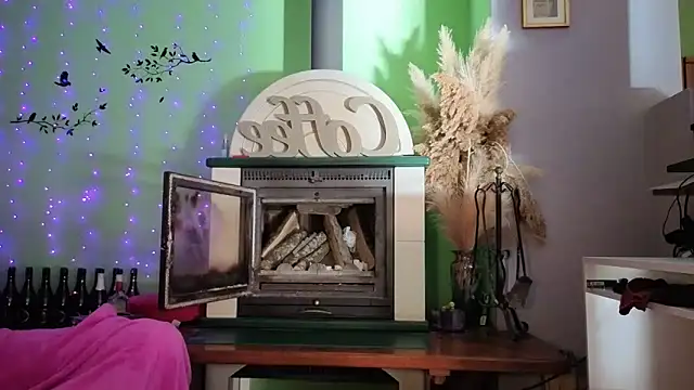 Snapshot of peachgirlmartyna chatting on February 2026 02:27:02 PM peachgirlmartyna online show from February 2026 02:27:02 PM