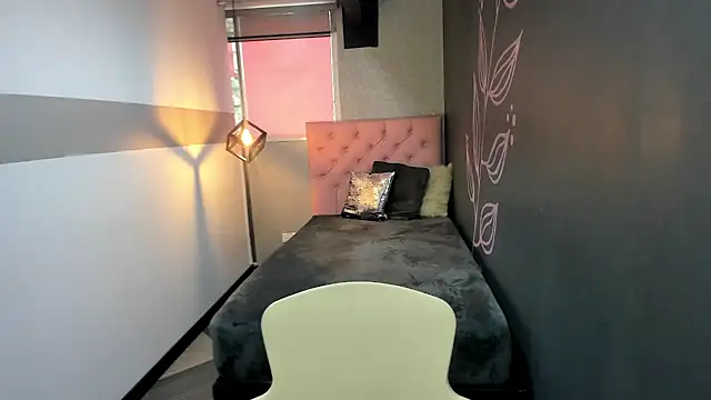 GiaFox  online show from March 2025 12:55:02 PM