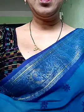 Snapshot of Rosy-B chatting on December 2024 09:54:02 AM Rosy-B online show from December 2024 09:54:02 AM