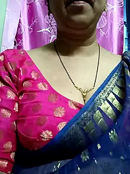 Snapshot of Rosy-B chatting on February 2025 12:28:01 AM Rosy-B online show from February 2025 12:28:01 AM