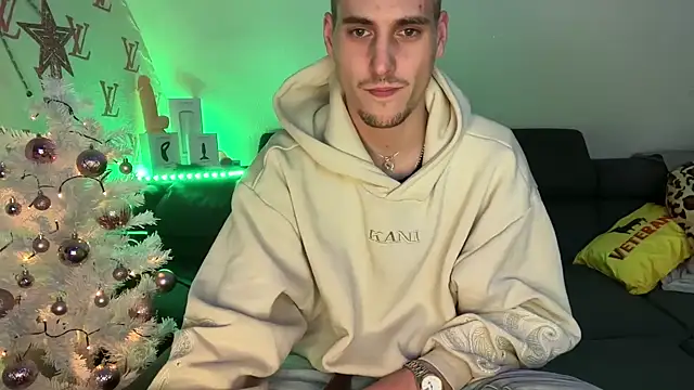 Cookieboy88 online show from November 2025 05:06:01 PM