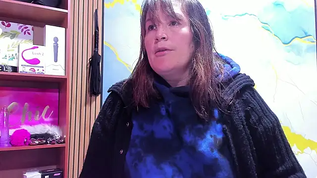 Snapshot of amberr34 chatting on July 2026 07:22:01 AM amberr34 online show from July 2026 07:22:01 AM