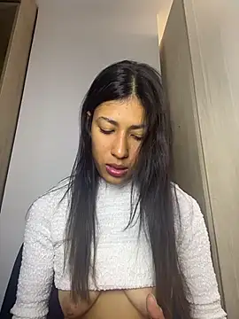 Valentinabaker online show from May 2026 02:10:01 PM