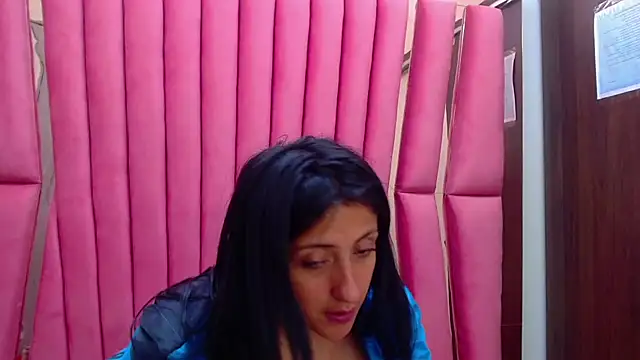 Cameron cutte online show from December 2024 07:13:02 AM