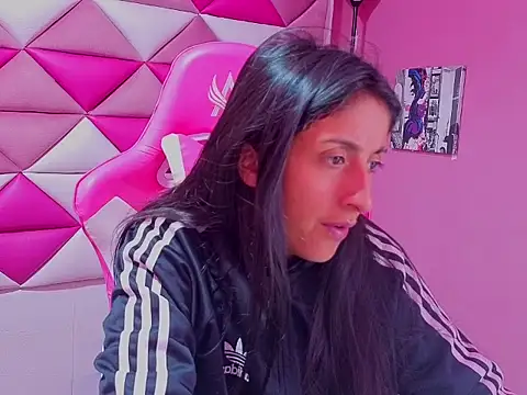 Cameron cutte online show from October 2025 03:05:01 AM