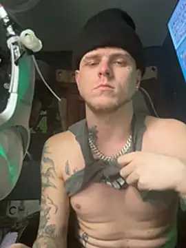 traejddd online show from June 2026 10:31:01 PM