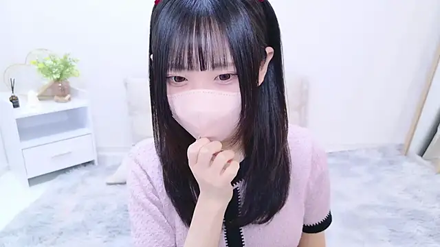 Snapshot of Suzu_ch_xx chatting on February 2025 04:36:02 PM Suzu ch xx online show from February 2025 04:36:02 PM