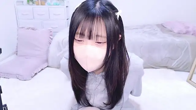 Snapshot of Suzu_ch_xx chatting on March 2025 04:14:01 PM Suzu ch xx online show from March 2025 04:14:01 PM