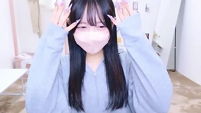 Snapshot of Suzu_ch_xx chatting on September 2025 01:03:01 PM Suzu ch xx online show from September 2025 01:03:01 PM