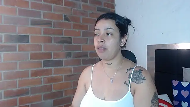 salome  hills1 online show from February 2026 03:33:01 PM