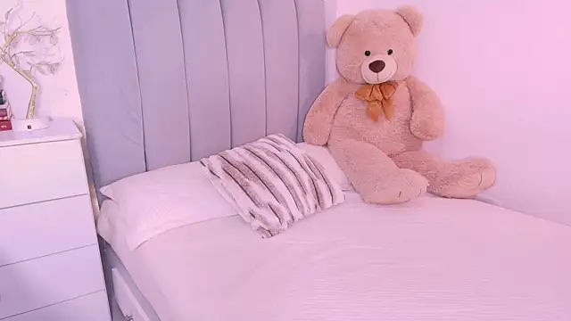 DannaHyde online show from May 2026 08:14:01 PM