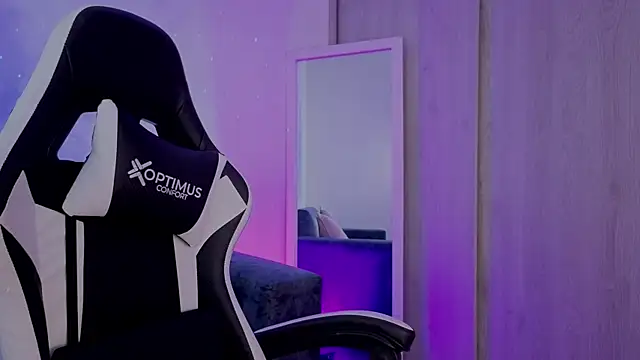 Alisa  walker online show from September 2025 07:19:02 PM