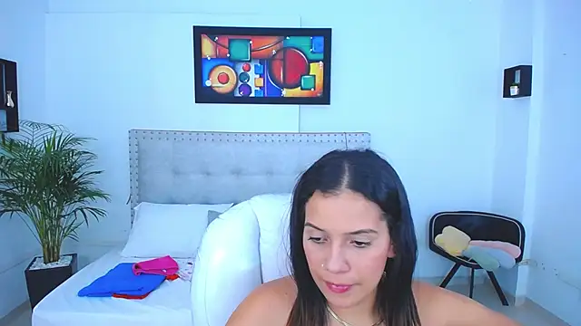 Chiqui milk  online show from February 2025 10:09:01 PM