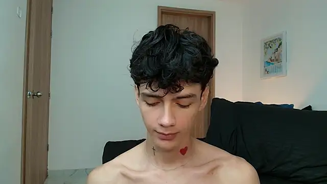 Snapshot of badboy_one_ chatting on November 2025 11:21:02 AM badboy one online show from November 2025 11:21:02 AM