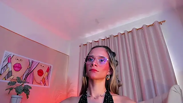 SkiinnyAna online show from February 2025 07:31:02 PM