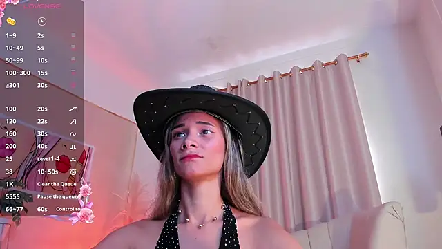 SkiinnyAna online show from February 2025 07:49:01 PM