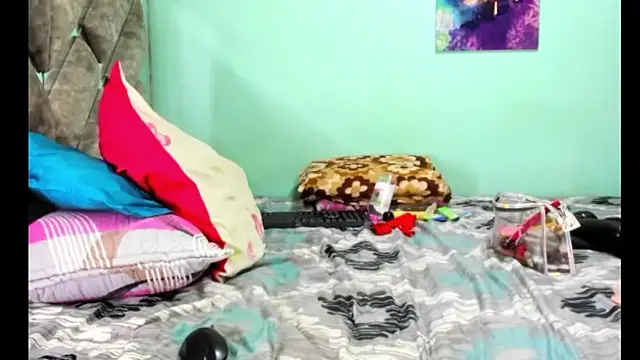 Evilmichellts1 online show from September 2025 03:33:02 AM