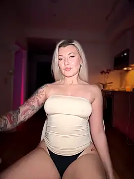 Snapshot of Anour_amour chatting on January 2026 02:15:01 AM Anour amour online show from January 2026 02:15:01 AM