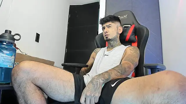 sergiio mesa27 online show from February 2025 04:10:02 PM