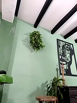 Snapshot of thirstymoonxx chatting on February 2026 04:52:02 AM thirstymoonxx online show from February 2026 04:52:02 AM