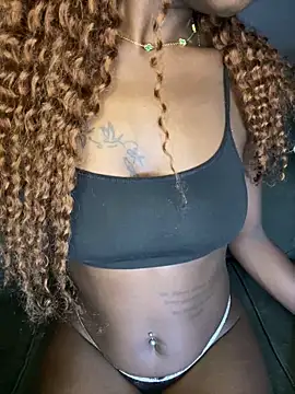 Snapshot of pretty_maliah chatting on February 2026 09:45:01 PM pretty maliah online show from February 2026 09:45:01 PM