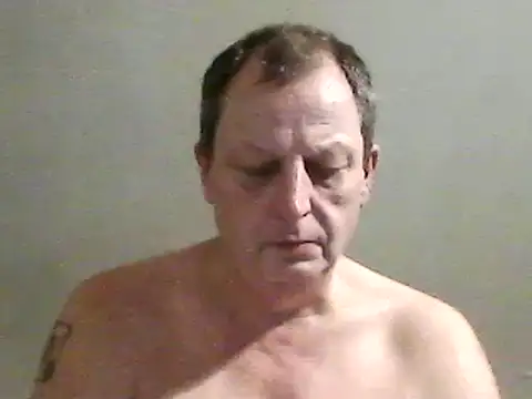 Snapshot of chubbybear2cum chatting on February 2025 01:13:02 AM chubbybear2cum online show from February 2025 01:13:02 AM