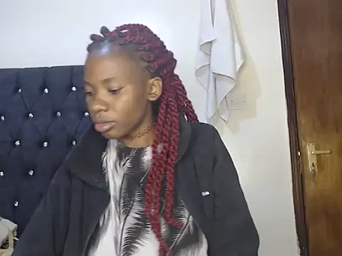 Sexyprecious01 online show from October 2025 04:25:02 PM