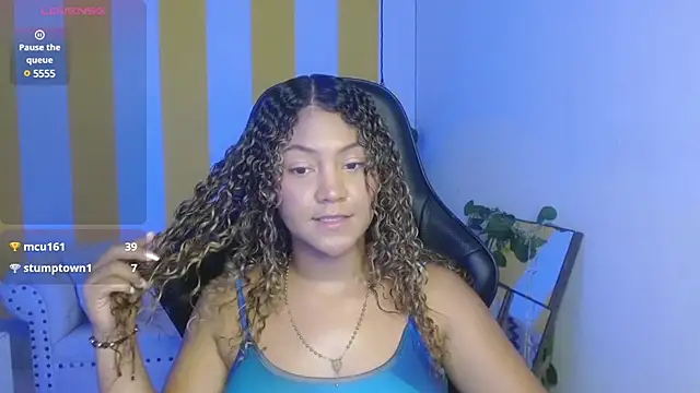 Cristal War online show from February 2025 11:33:02 PM