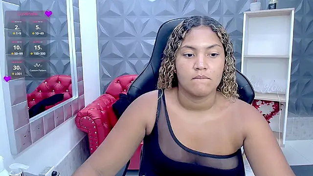Cristal War online show from May 2026 10:37:01 PM