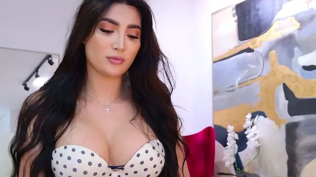 Snapshot of _BellaDonna_ chatting on February 2026 01:34:01 AM BellaDonna online show from February 2026 01:34:01 AM