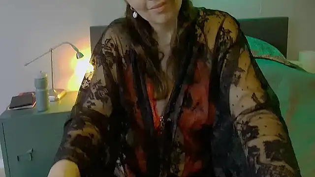 Ella Next Door online show from January 2025 11:07:02 AM