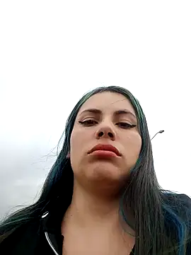 Snapshot of Baby-buu1002 chatting on February 2025 05:15:02 PM Baby-buu1002 online show from February 2025 05:15:02 PM