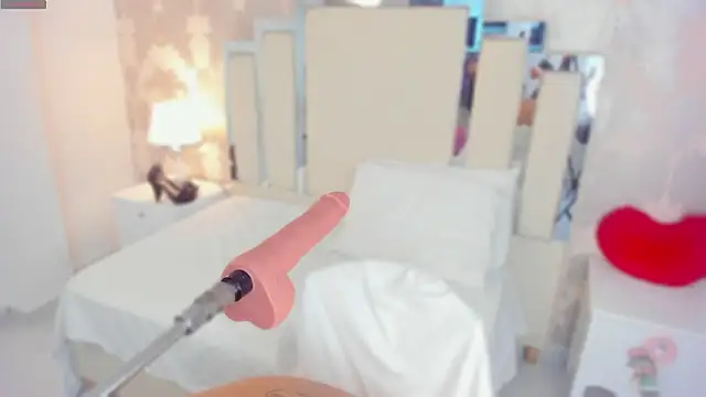 Snapshot of Miliaangeles chatting on February 2026 08:46:02 AM Miliaangeles online show from February 2026 08:46:02 AM