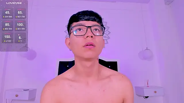 CodyTwink online show from November 2025 02:50:01 PM