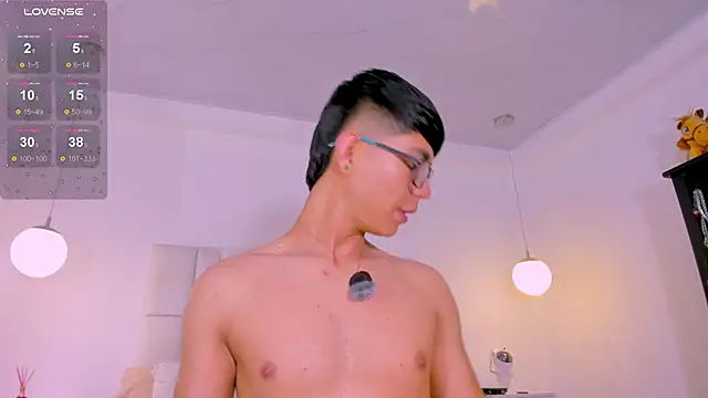 CodyTwink online show from June 2026 10:35:02 PM